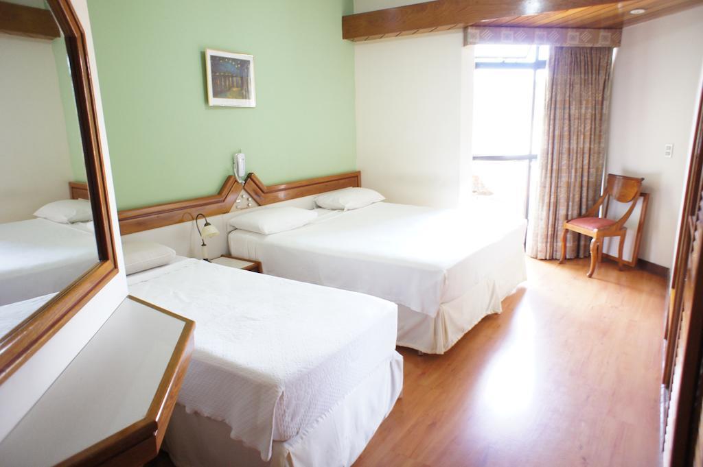Hotel Solar Corte Real Sabará Zimmer foto